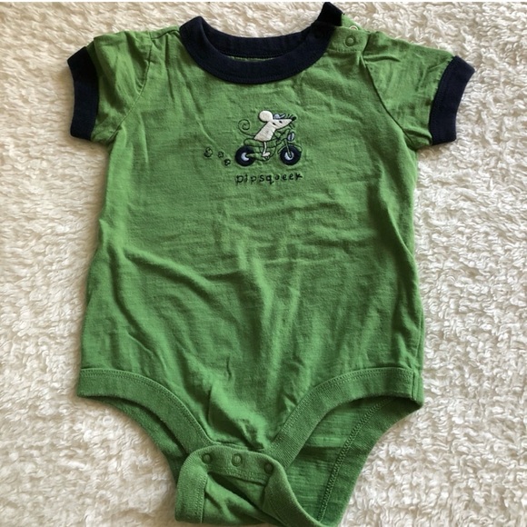 Gap 6/12 Month Pipsqueek Green Onesie - Picture 2 of 5